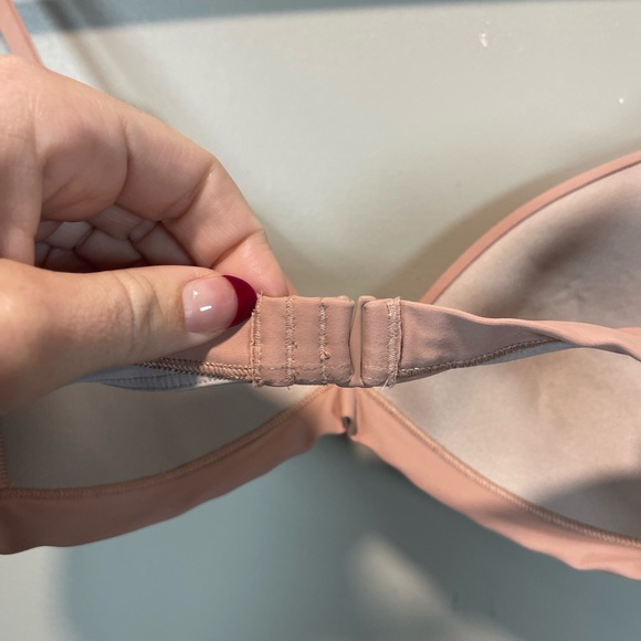 Lululemon Athletica Soft Bra Women’s Small - Picture 4 of 7